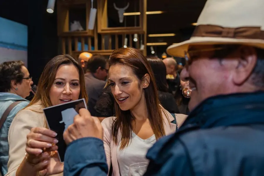 Animação Feira Profissional: Como Atrair Visitantes ao Stand