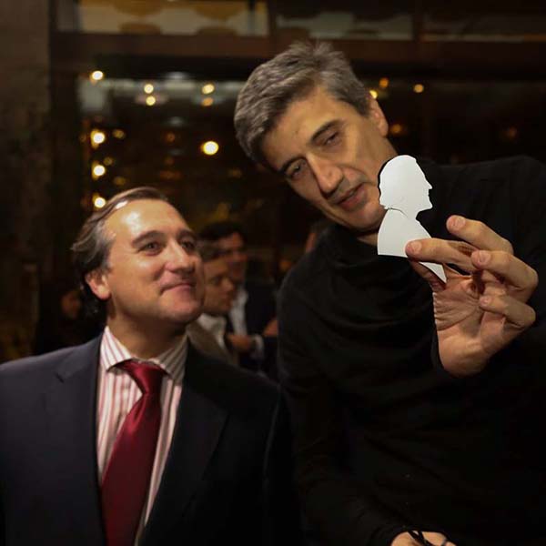 blog do silhuetista — silhuetista numa festa